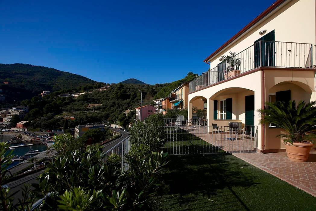 Residence I Gabbiani Porto Venere Extérieur photo