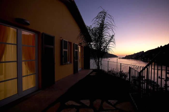 Residence I Gabbiani Porto Venere Extérieur photo